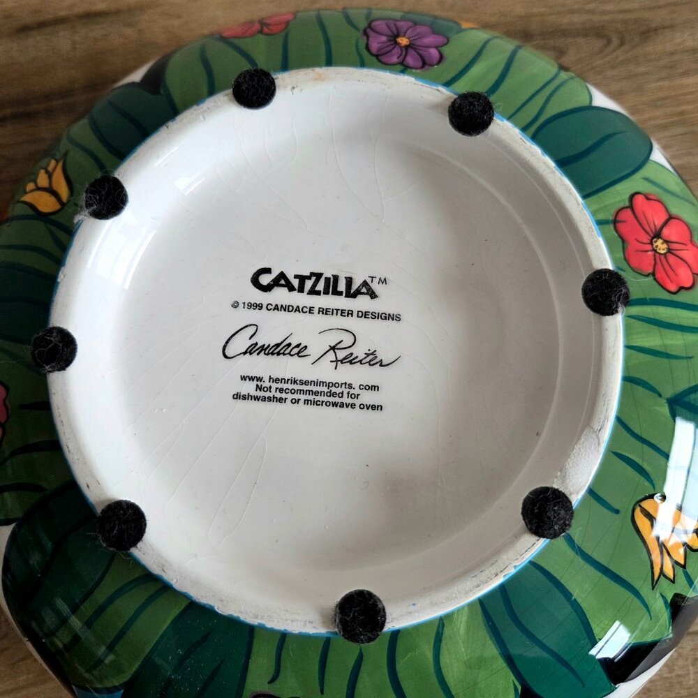Large vintage ceramic bowl Catzilla 1999 by Candace Reiter w/hand painted cats. - Picture 7 of 10